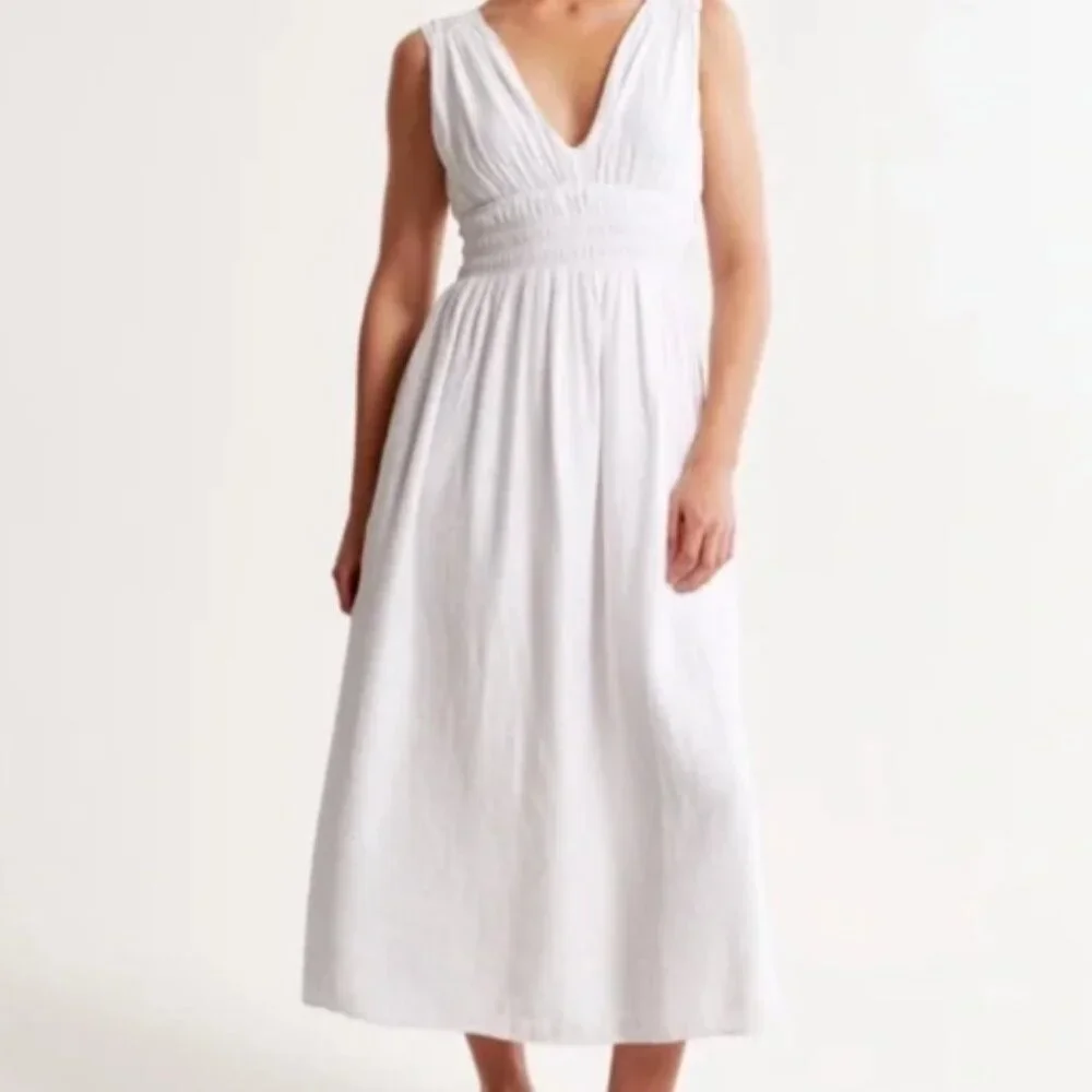 Abercrombie & Fitch this elegant